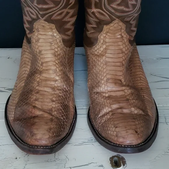 Cowtown Back-Cut Python Snakeskin Cowboy Boots in Men's size 12 D - Picture 8 of 17